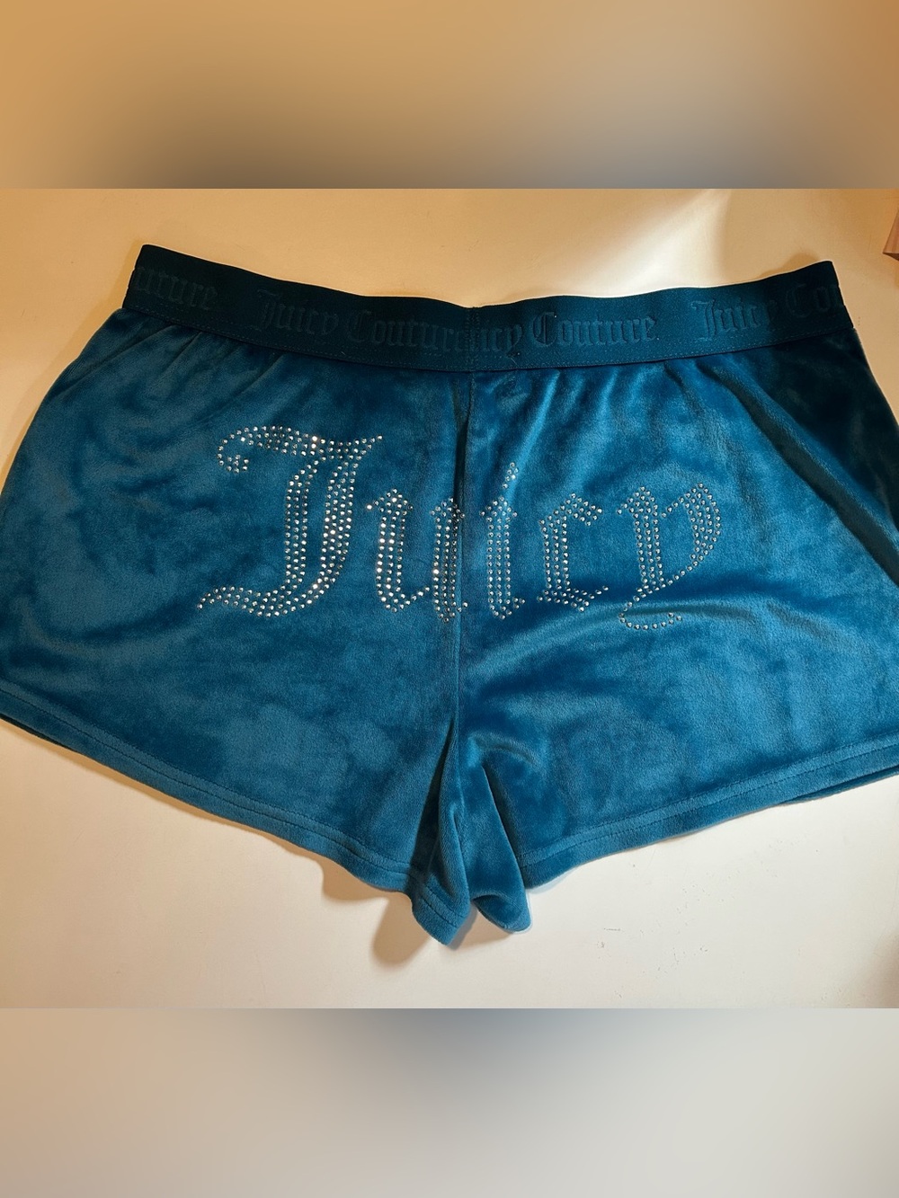 Y2K Juicy Couture Teal Velour Lounge
Short Size L